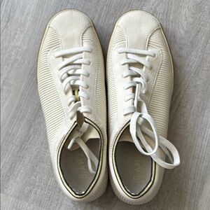 Rothy’s Lace Up Sneakers